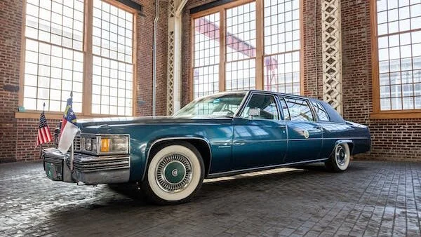 A Tour Guide to Mississauga: Places You Shouldn’t Miss Visiting in Mississauga 1 Mississauga limousine service