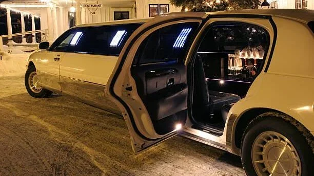 Mississauga limousine service